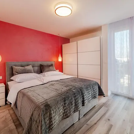 Apartment Luxury Sandra